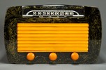 Stewart Warner 62T36 Catalin Radio in Dark Green with Yellow